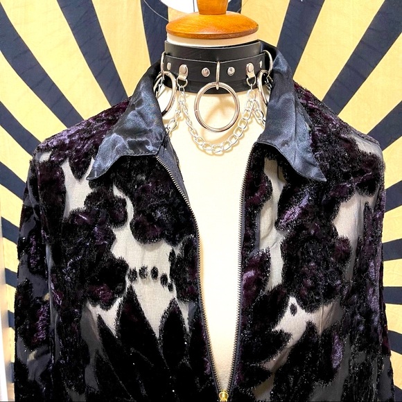 Authentic Original Vintage Style Jackets & Blazers - 🌈 Gorgeous Velvet Vintage flower jacket